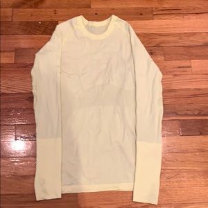 Yellow lulu lemon long sleeve T-shirt